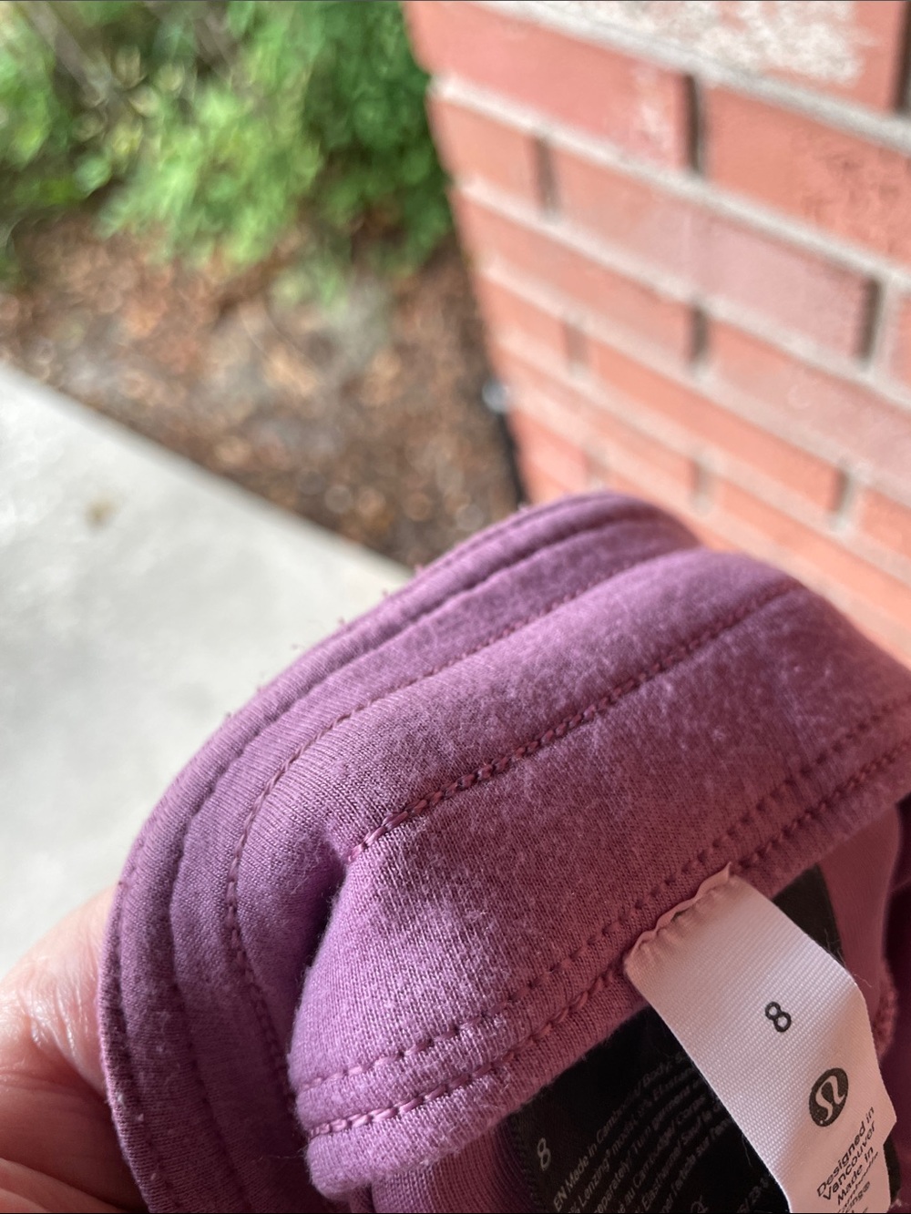 VGUC Lululemon softstreme cropped - Picture 8 of 9